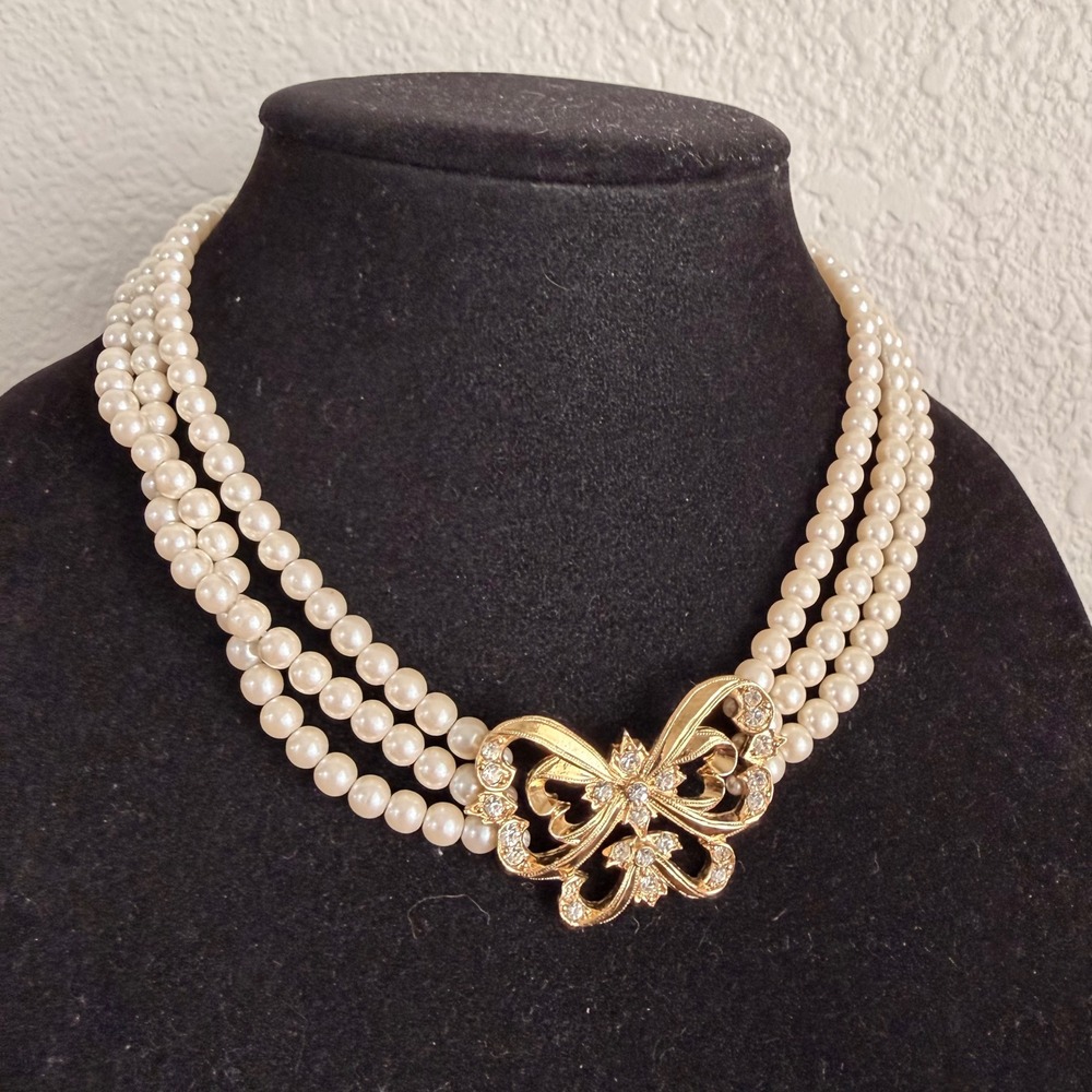 Vintage Avon Rhinestone Butterfly Triple Strand Faux Pearl Necklace Gold Tone